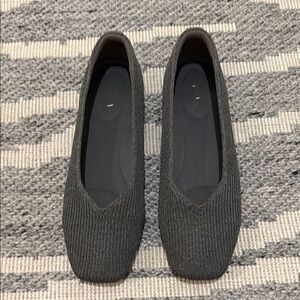 Gray Casual Slip-On Flats with Rounded Square Toe